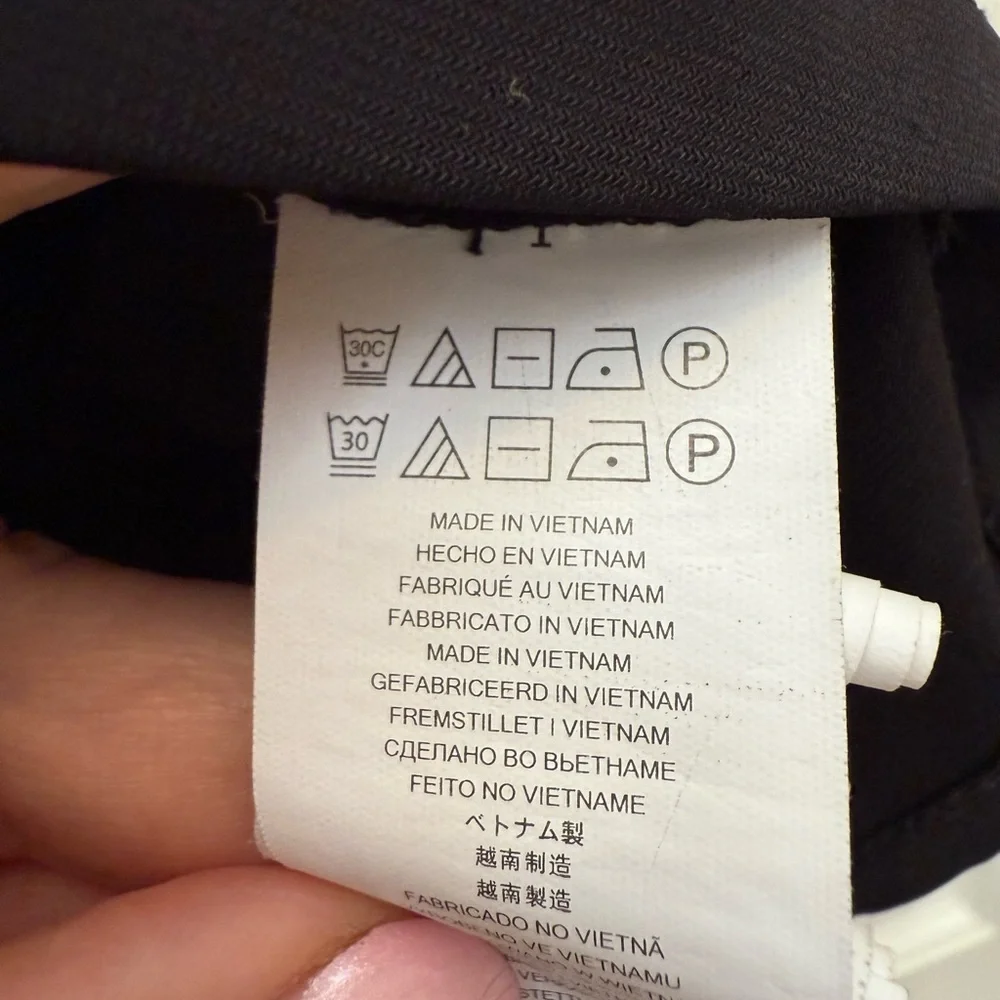 MICHAEL Michael Kors Sleeveless Top - Picture 7 of 10